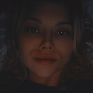 Meet your Posher, Violet